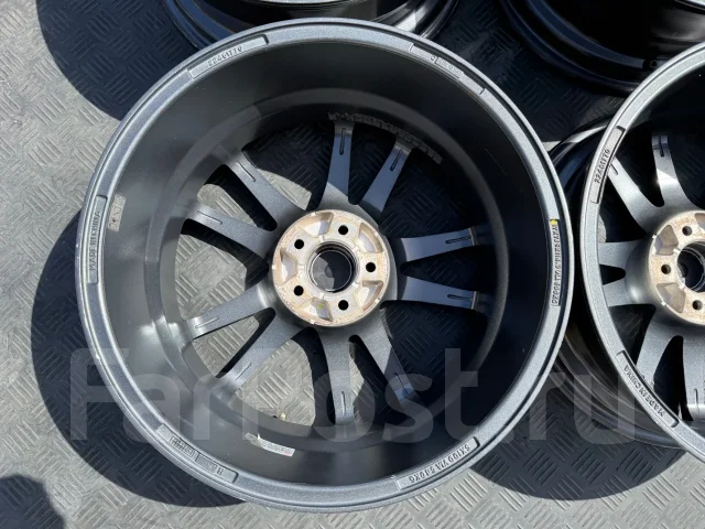 Japan Sanyo Zack JP-520. 7.0x17", 5x100, ET48, �� 67,1���. ����