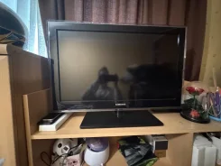 Samsung LE32D550K1W. LCD (��) ����