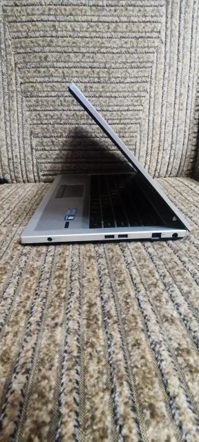 HP ProBook 5330m. 14", 2,3����, ��� 6 ��, ���� 500���, WiFi: 1, Bluetooth: 1, ����������� �� 2��. ����