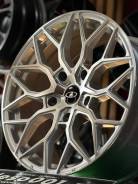 Vossen HF-2. 8.0x18", 5x139.7, ET30, �� 98,5���. ����