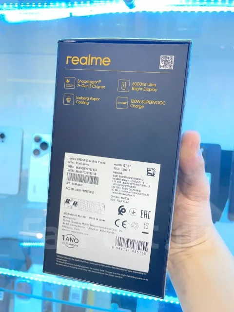 Realme GT 6T. �����, 256 ��, �����, 3G, 4G LTE, 5G, Dual-SIM ����