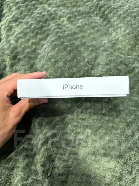Apple iPhone 13. �����, 256 ��, ������, 4G LTE, eSIM ����