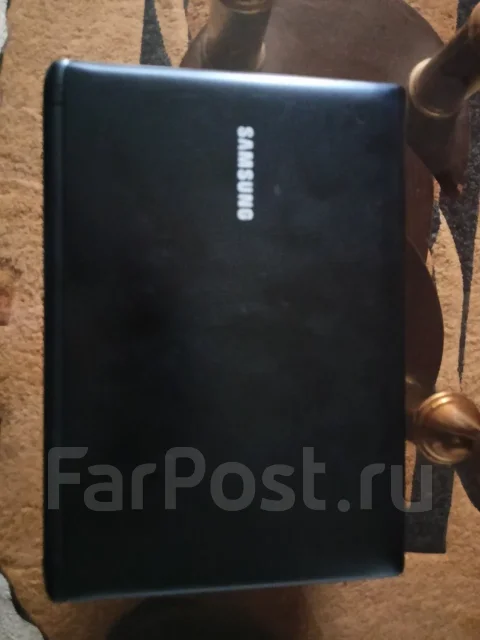 Samsung. 10", 1,6����, ��� 2048 ��, ���� 280���, WiFi: 1, Bluetooth: 1, ����������� �� 2��. ����