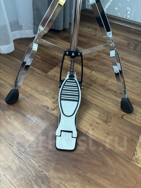 ���-���. ����