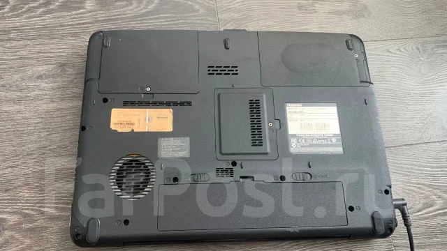 Toshiba Satellite A300. 15.4", 2����, ��� 2048 ��, ���� 256���, WiFi: 1, Bluetooth: 1 ����