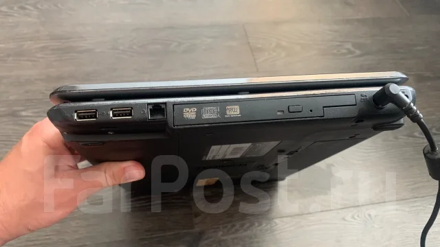 Toshiba Satellite A300. 15.4", 2����, ��� 2048 ��, ���� 256���, WiFi: 1, Bluetooth: 1 ����