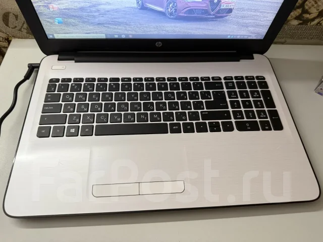 HP. 15.6", 2,2����, ��� 6 ��, ���� 512���, WiFi: 1, Bluetooth: 1, ����������� �� 1��. ����
