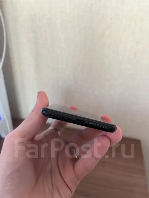 Apple iPhone SE 2020. �/�, 64 ��, ������, 3G, 4G LTE, Dual-SIM, NFC ����