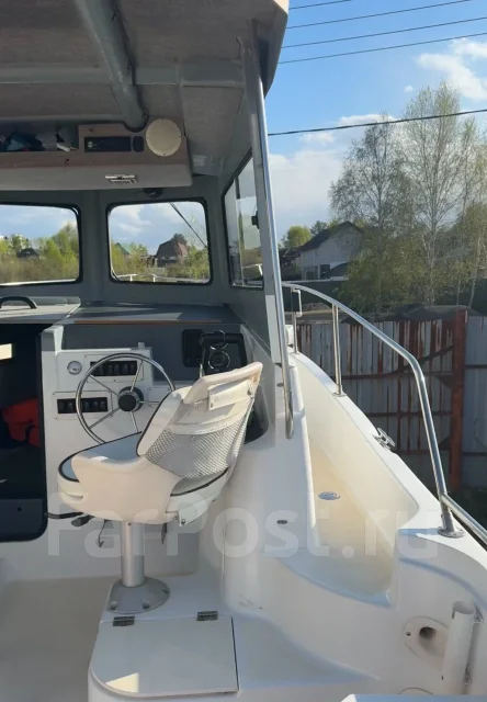 Bayliner. 1996 ���, ����� 8,36��., ��������� ���������, 260��.�., ������ ����