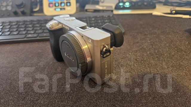 Sony Alpha ILCE-6000 ����