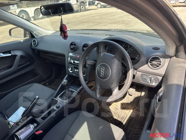 ������ Audi A3 (8P) 2003-2013 21440145 06A103601AR ����