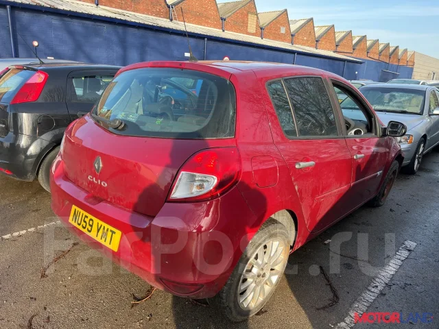 ��������� Renault Clio 2009-2012 21439834 231008578R ����