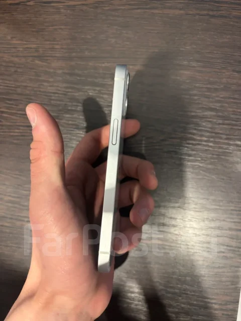 Apple iPhone 13. �/�, 128 ��, �����, 4G LTE, NFC, eSIM, ������� ������� ����