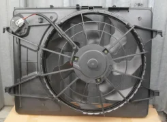 �������� ��������� � ����� Kia Ceed 404013D 404013D ����