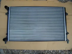 �������� �������� Volkswagen Golf Plus 5 2005-2009 535277JP V + 535277JP ����