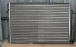 �������� ���������� ��������� Volkswagen Golf Plus 5 2005-2009 535281BA V + 535281BA ����