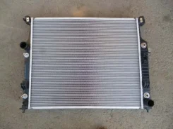�������� ��� Mercedes-Benz GL-Class 2006-2012 MB000505 W164 M273E46 MB000505 ����