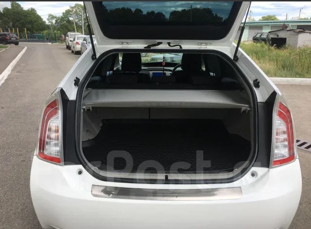 Toyota Prius. �������, ��������, 1.8, ������, 221 000����. �� ����