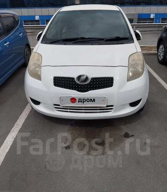 Toyota Vitz. �������, 4wd, 1.3 (87��.�.), ������, 176����. �� ����