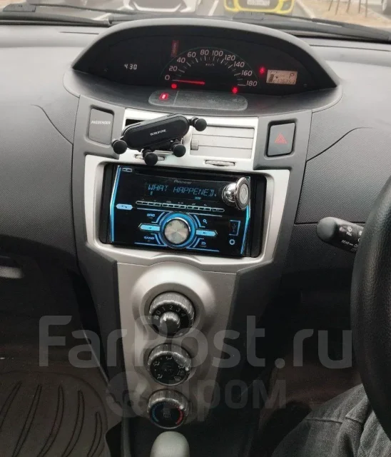 Toyota Vitz. �������, 4wd, 1.3 (87��.�.), ������, 176����. �� ����