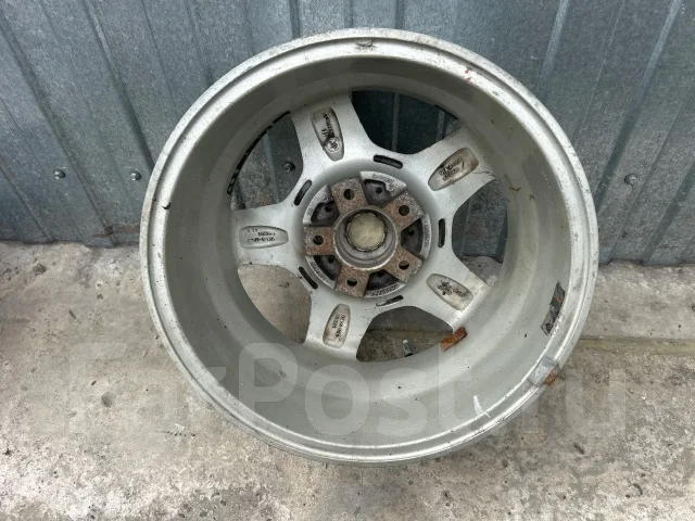Liso. 6.5x15", 5x114.3, ET35 ����