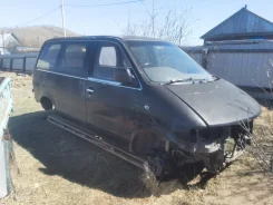 Nissan Largo. VW30713876, 494169X ����