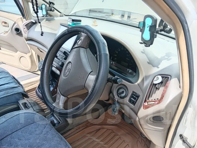 Toyota Harrier. �������, ��������, 0.1 (140��.�.), ������, 258 000����. �� ����