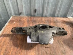 ����� �������� Toyota RAV4 2013-2018 4873042050 40, ������ ������ 4873042050 ����