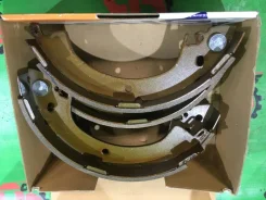 ������� ��������� Mitsubishi Delica FN6664 L039G G64B FN6664 ����