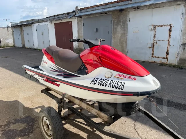 Yamaha WaveRunner. 2000 ��� ����