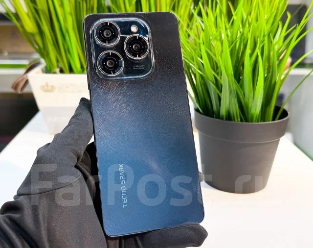 Tecno Spark 20 Pro. �/�, 256 ��, 3G, 4G LTE, NFC ����