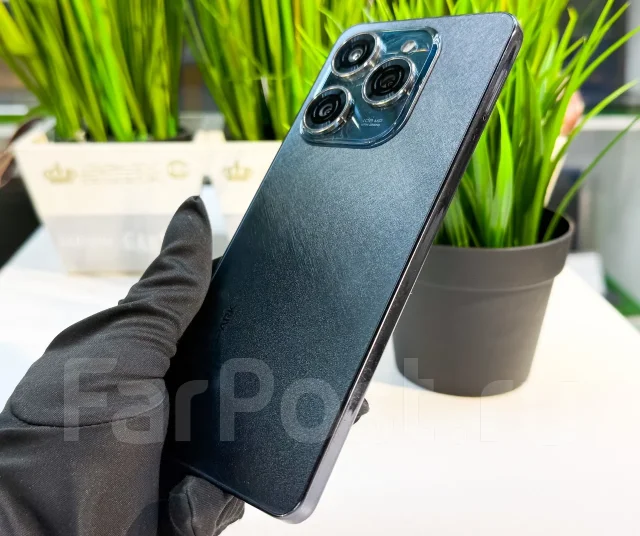 Tecno Spark 20 Pro. �/�, 256 ��, 3G, 4G LTE, NFC ����
