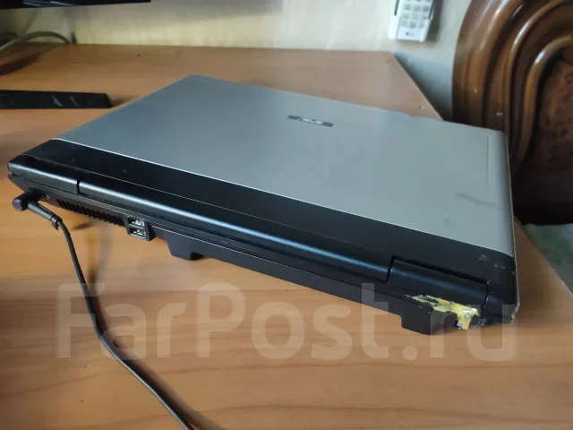 Asus Z53S. 15.6", 1,5����, ��� 3072 ��, ���� 160���, WiFi: 1 ����