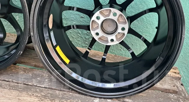Enkei Perfomance Line PF01. 9.5x18", 5x114.3, ET0 ����