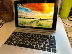 Acer. WiFi: 1, Bluetooth: 1 ����