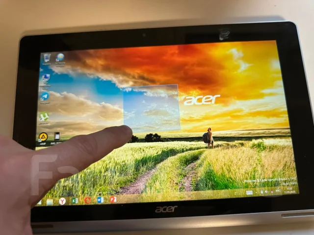 Acer. WiFi: 1, Bluetooth: 1 ����