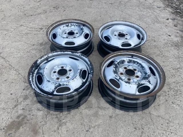 4 Racing. 6.0x16", 5x114.3, ET46, �� 64,1���. ����