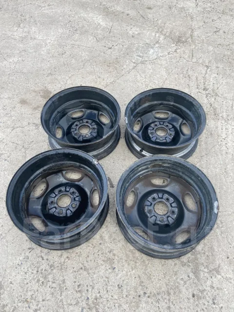 4 Racing. 6.0x16", 5x114.3, ET46, �� 64,1���. ����