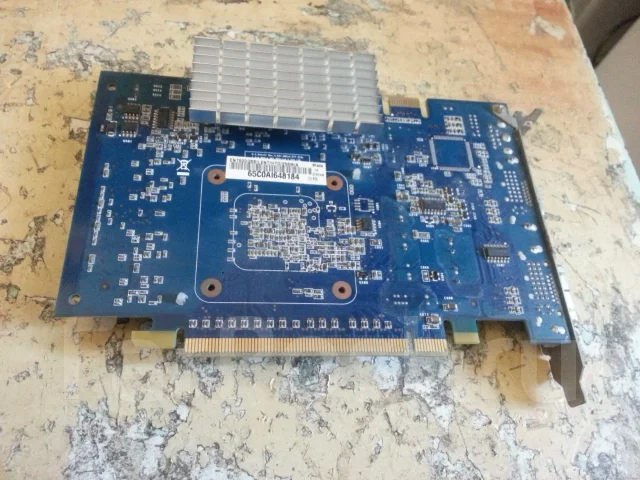 GeForce 7600 GS ����