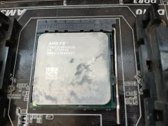 Socket AM3+ ����