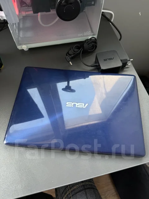 Asus UX331UA. 13.3", 1,6����, ��� 8 ��, ���� 256���, WiFi: 1, Bluetooth: 1, ����������� �� 2��. ����