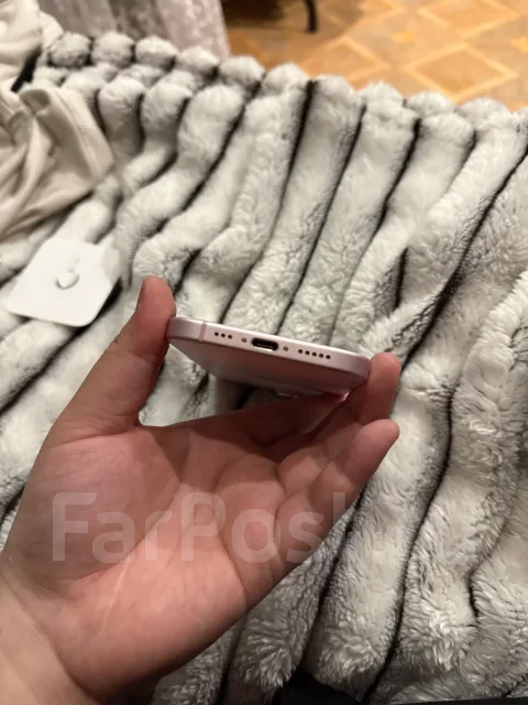 Apple iPhone 15. �/�, 128 ��, �������, 4G LTE, Dual-SIM, ������� ������� ����
