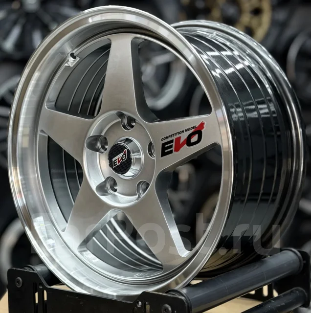 Desmond RegaMaster EVO. 7.0x15", 5x114.3, ET30, �� 73,1���. ����