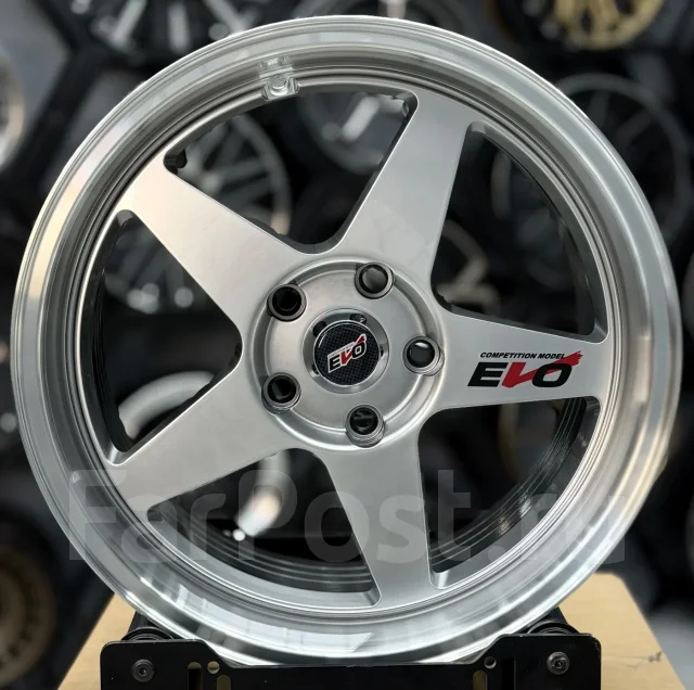 Desmond RegaMaster EVO. 8.5x17", 5x100, ET33, �� 73,1���. ����