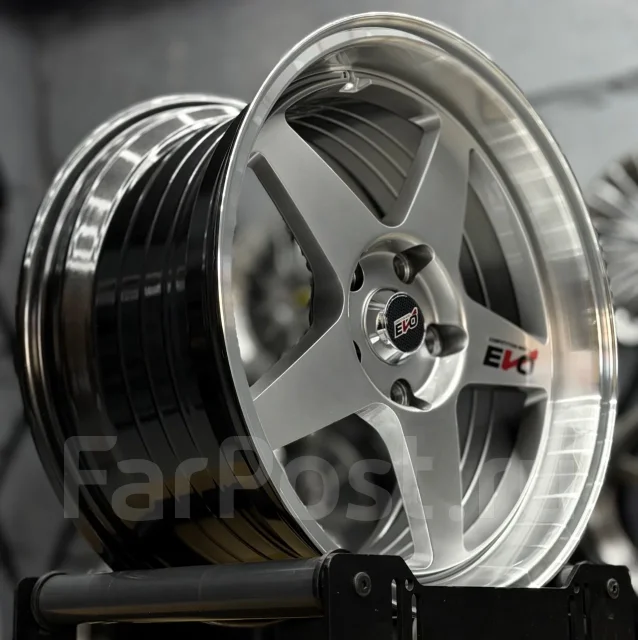 Desmond RegaMaster EVO. 8.5x17", 5x100, ET33, �� 73,1���. ����