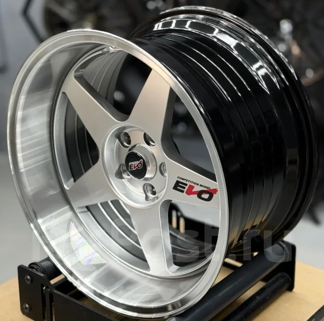 Desmond RegaMaster EVO. 9.5x17", 5x100, ET15, �� 73,1���. ����