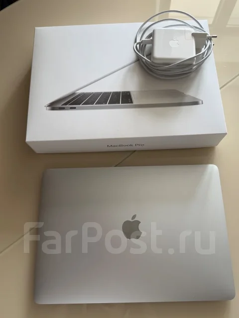 Apple MacBook Pro 13 2017 Mid MPXR2. 13.3", 2,3����, ��� 8 ��, ���� 128���, WiFi: 1, Bluetooth: 1 ����