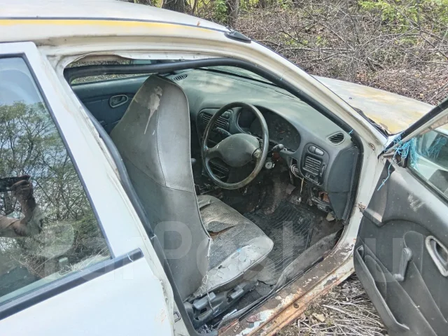 Nissan Liberty ����