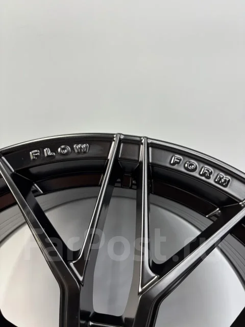 HRE. 8.0x18", 5x100, ET40, �� 73,1���. ����
