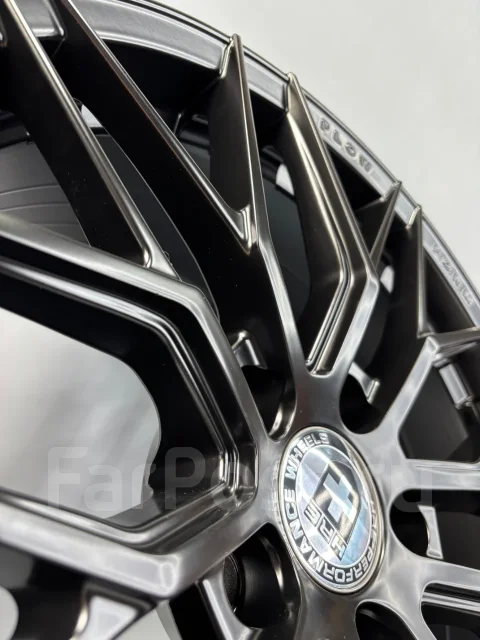 HRE. 8.0x18", 5x100, ET40, �� 73,1���. ����